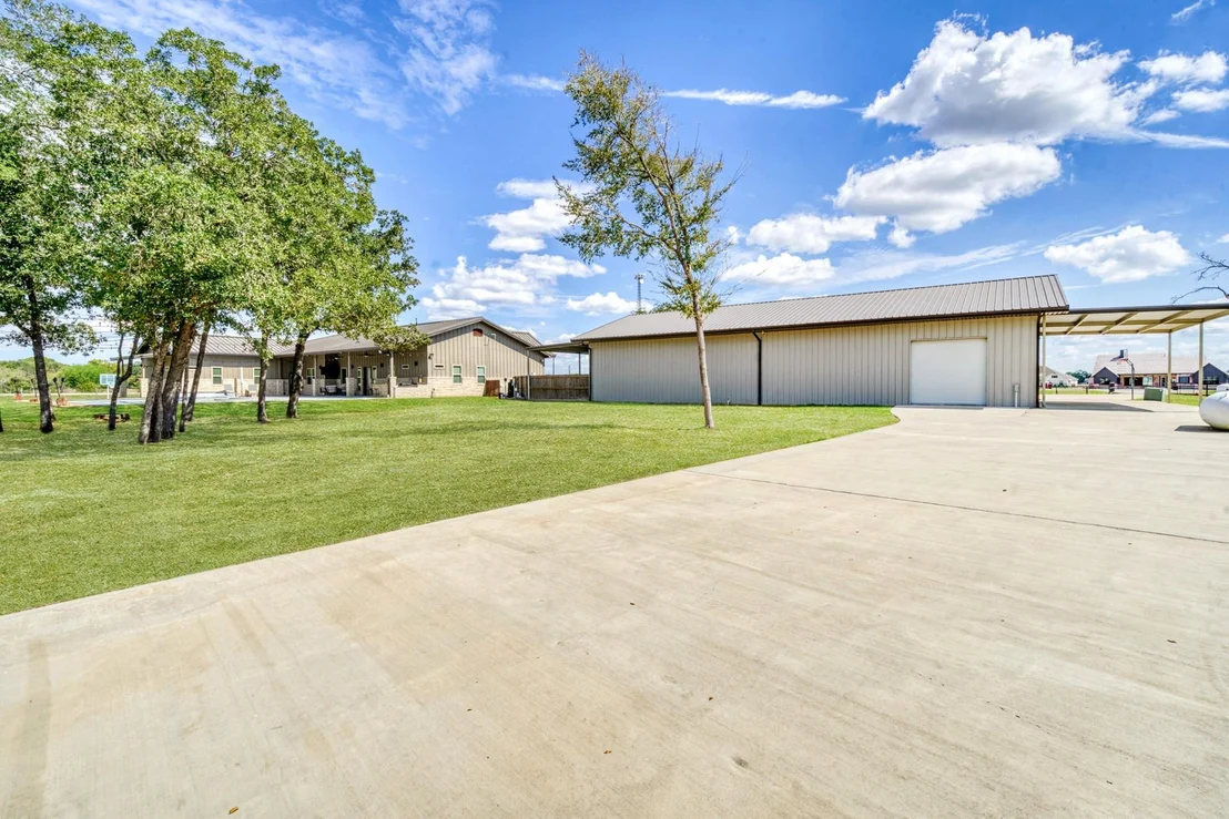 Photo of 5792 Andert Road
