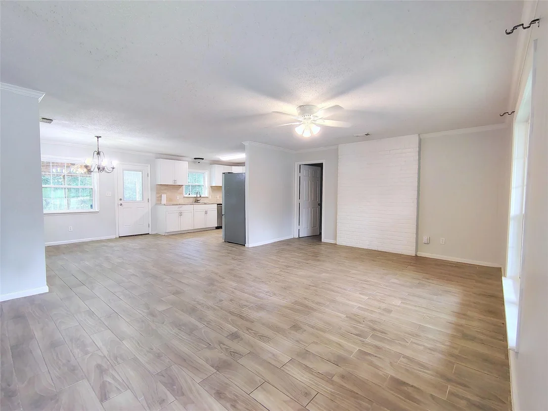 Photo of 25934 Pine Oak Drive