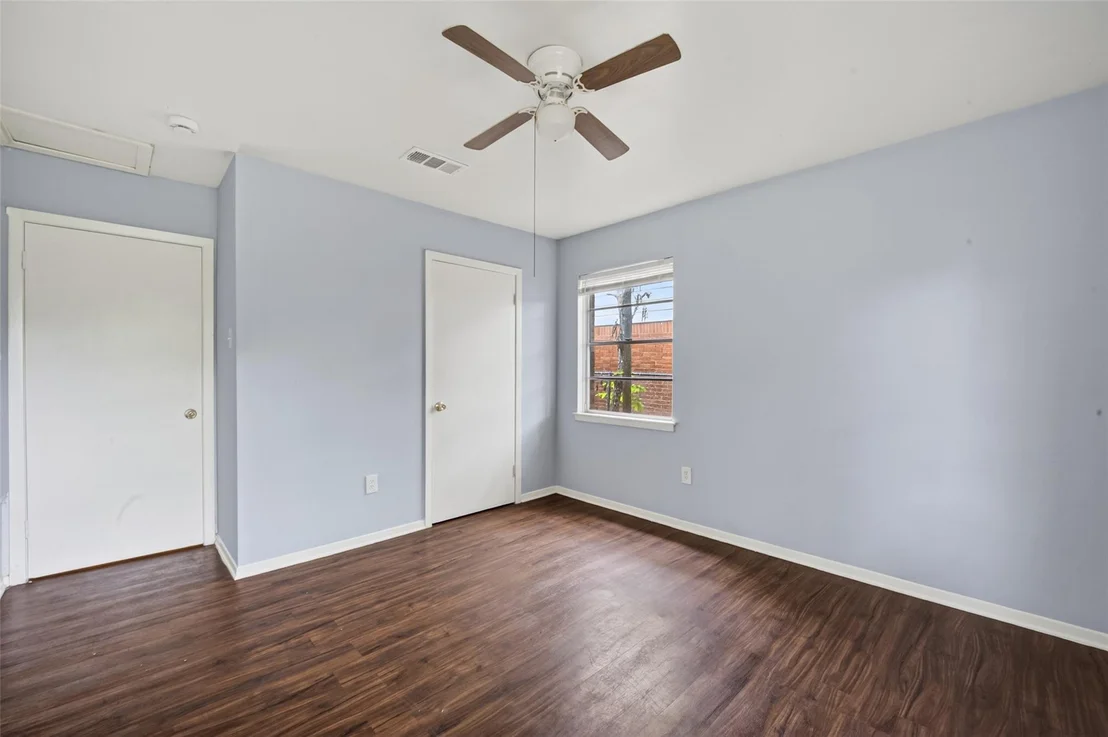 Photo of 3918 Tavenor Lane