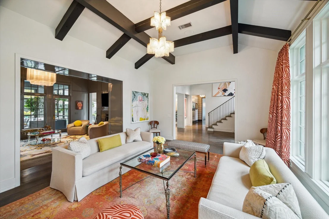 Photo of 2520 Del Monte Drive