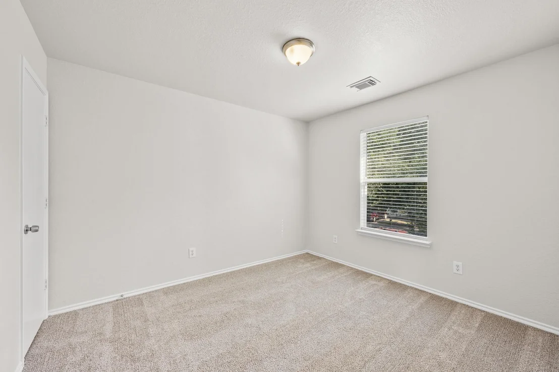 Photo of 11422 Log Cabin Lane