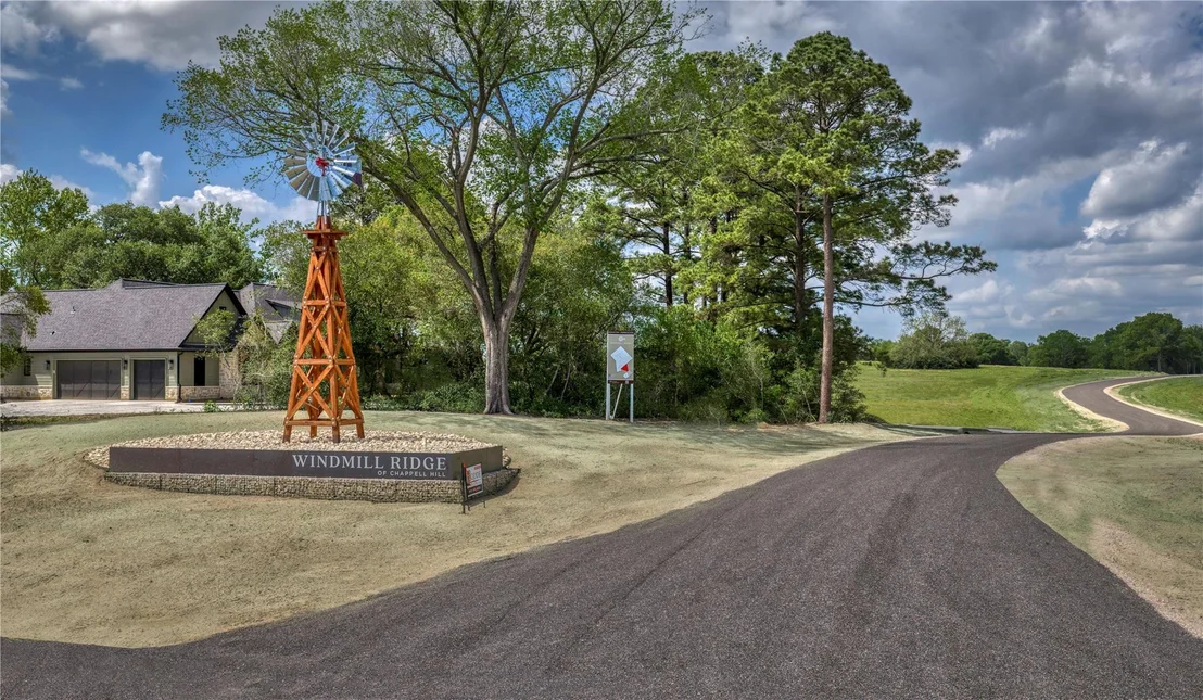 Photo of 2-32 Windmill Ridge