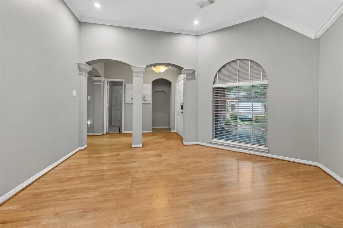 Photo of 31303 Baker Lake Drive
