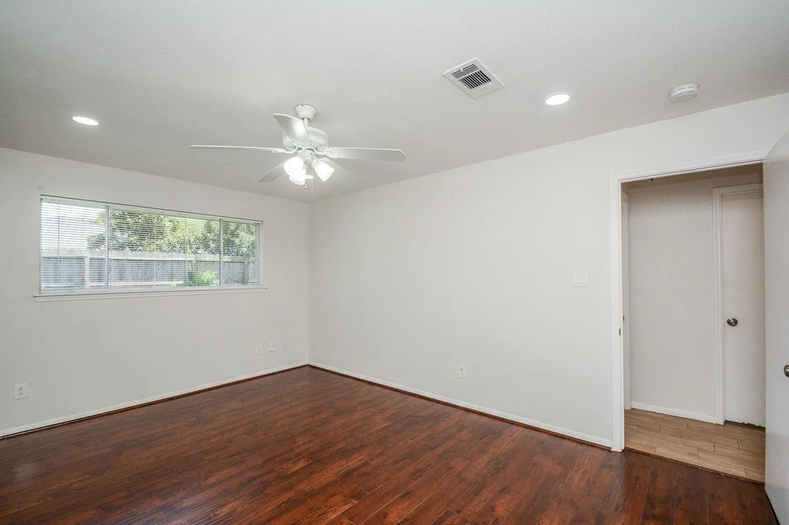 Photo of 6002 Verdome Lane