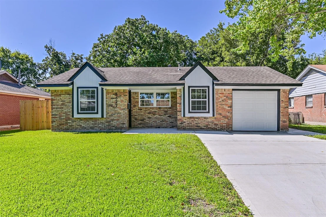 Photo of 5622 Canterway Drive