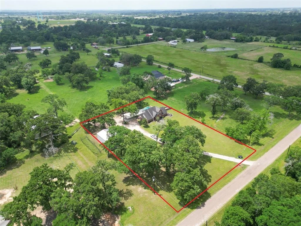 Photo of 996 Scroggins Lane