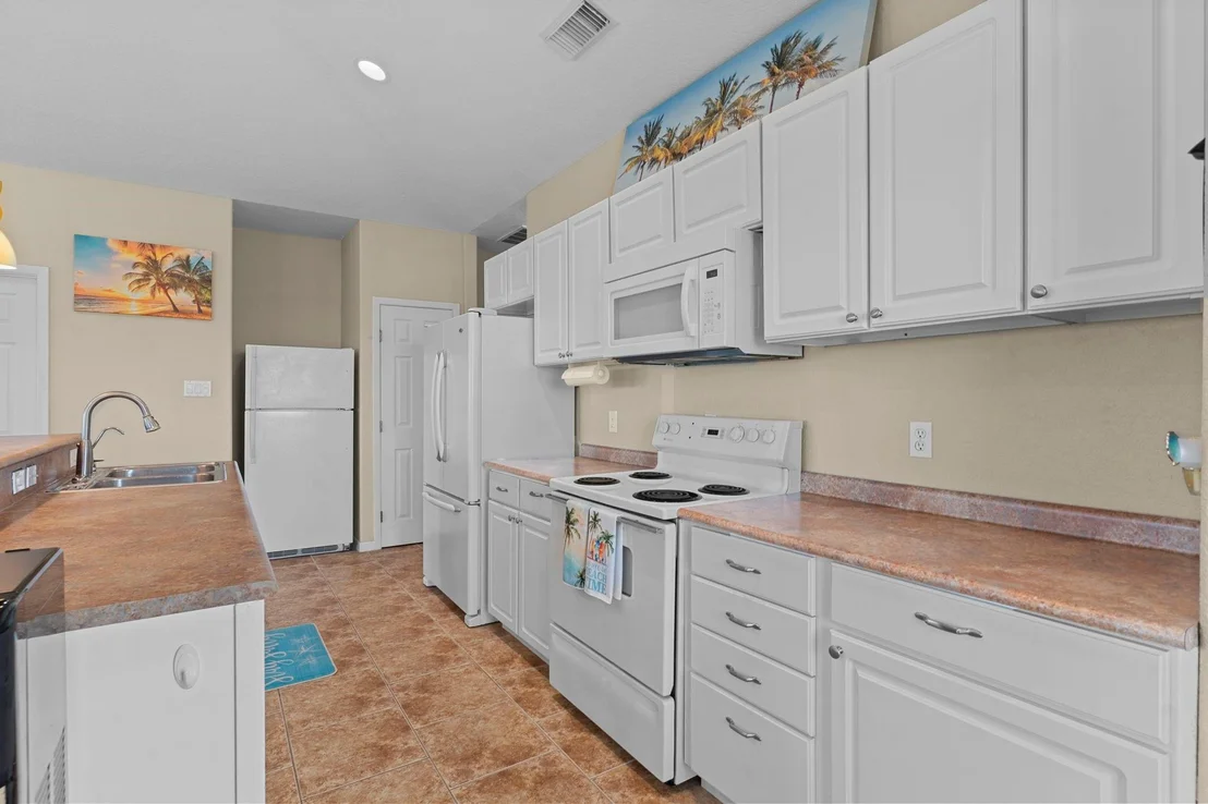Photo of 702 Surf Drive