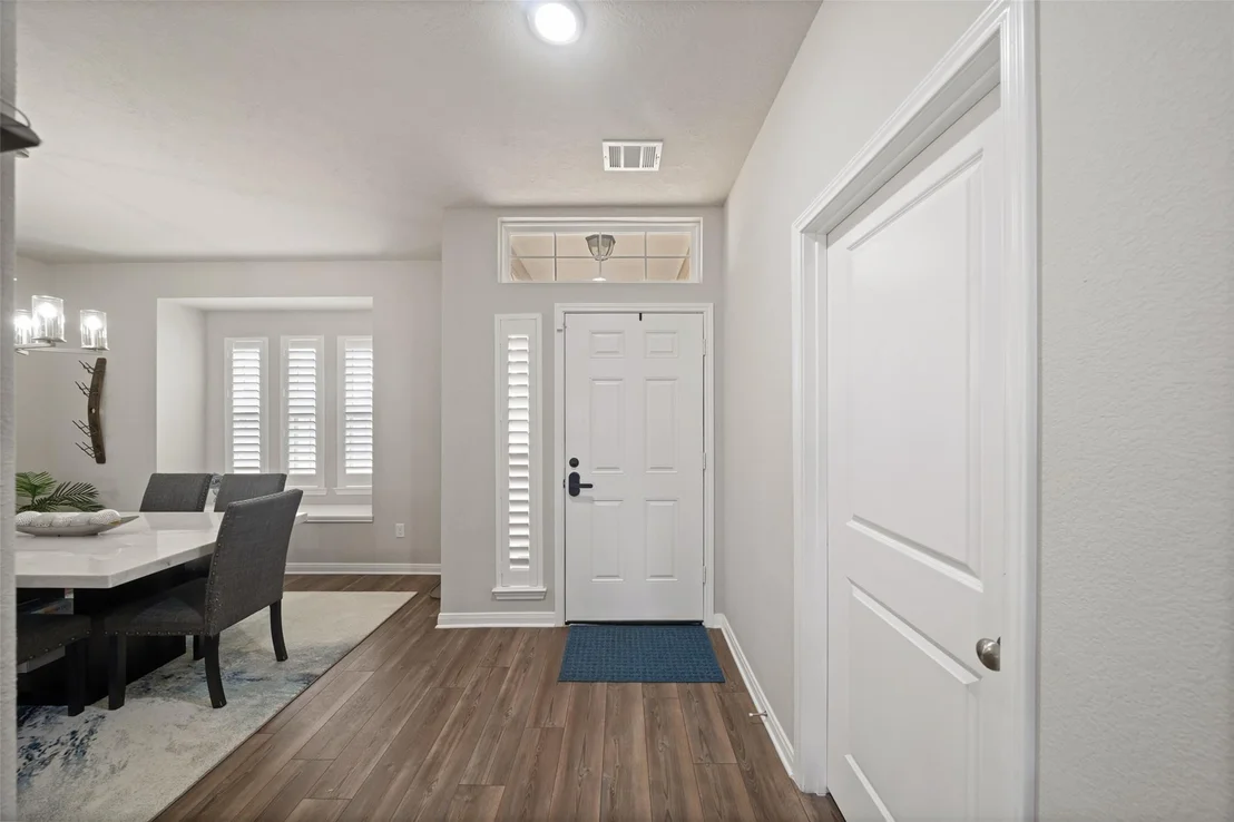 Photo of 1300 Kingsgate