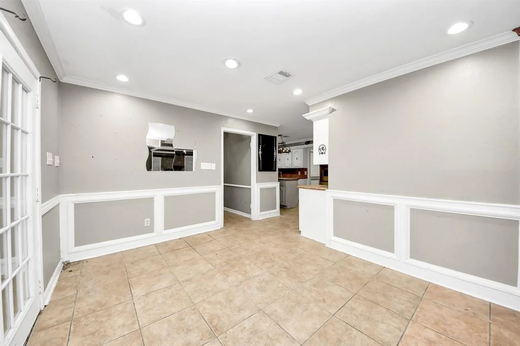 Photo of 2002 Saddlecreek Drive