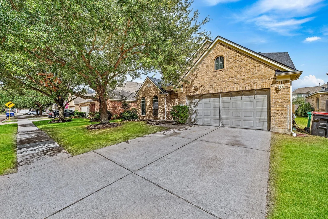 Photo of 18510 Lodgepole Pine Street