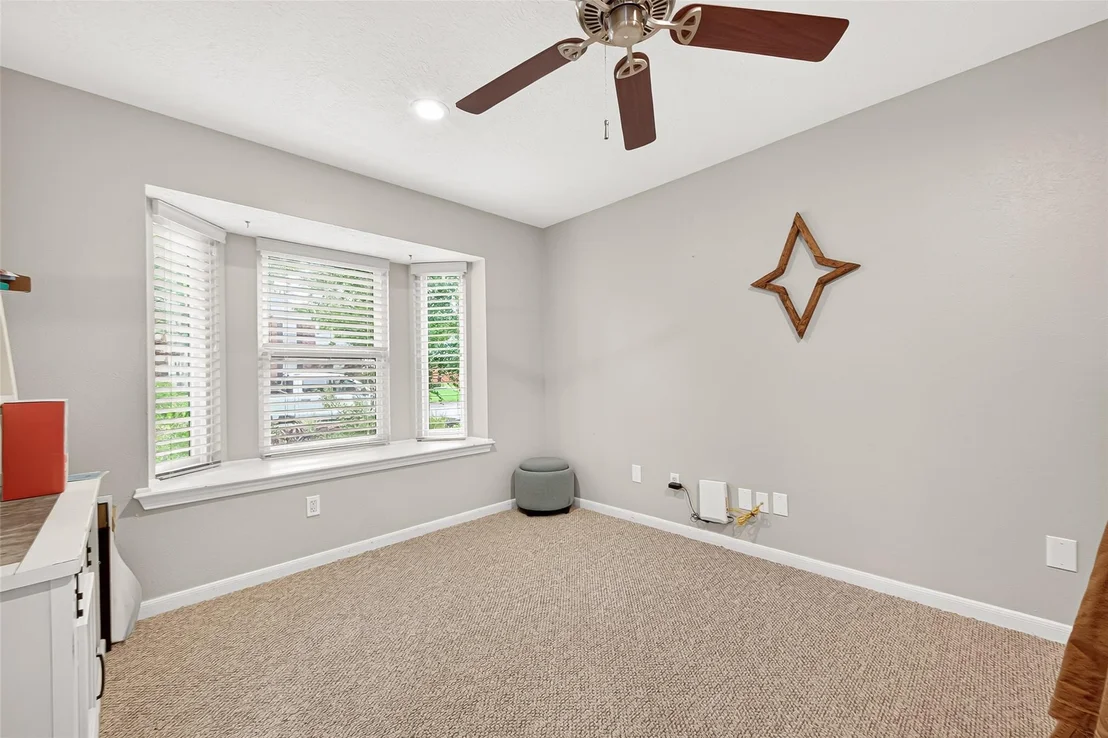 Photo of 37 Windsor Drive