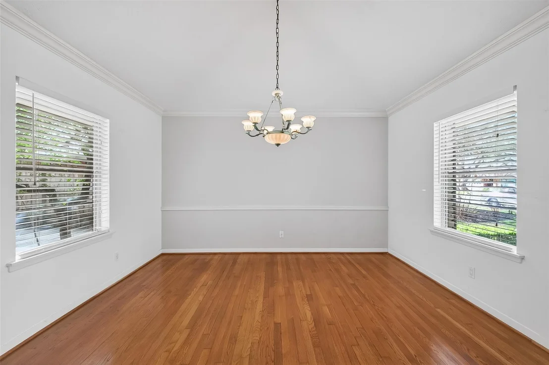 Photo of 4807 Creekbend Drive