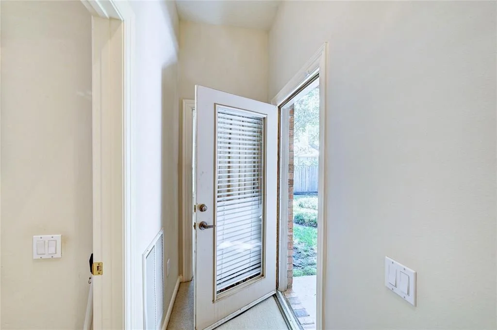 Photo of 42 N Belfair Place