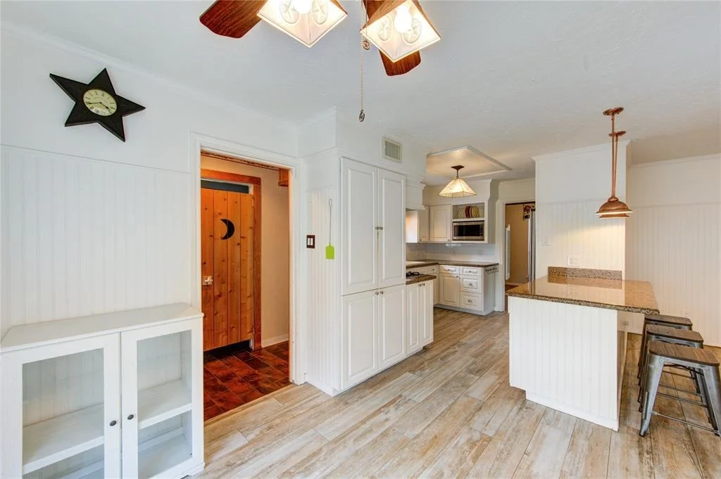 Photo of 22211 Bucktrout Lane