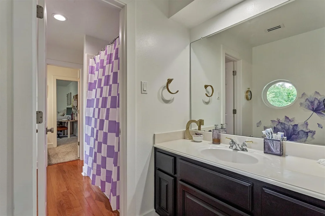 Photo of 143 N Concord Forest Circle