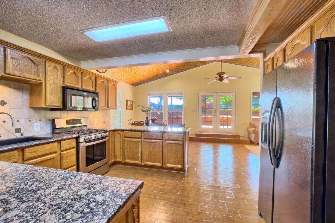 Photo of 670 Cedar Crest Circle