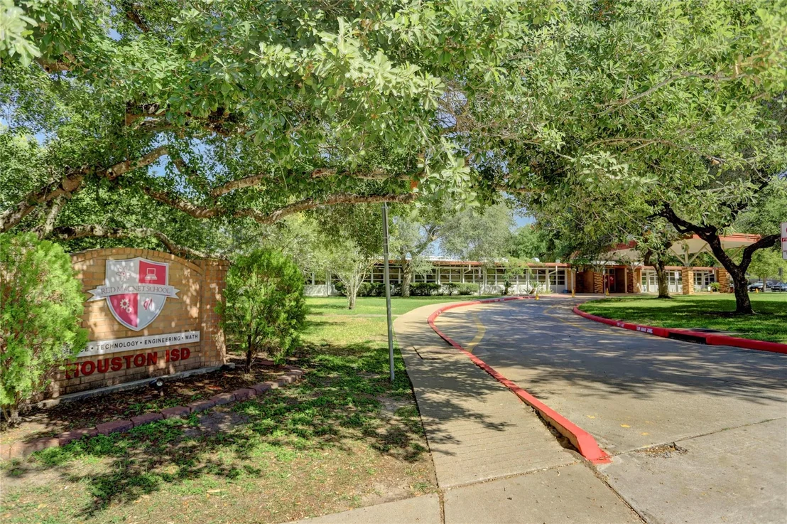 Photo of 4749 Redstart Street