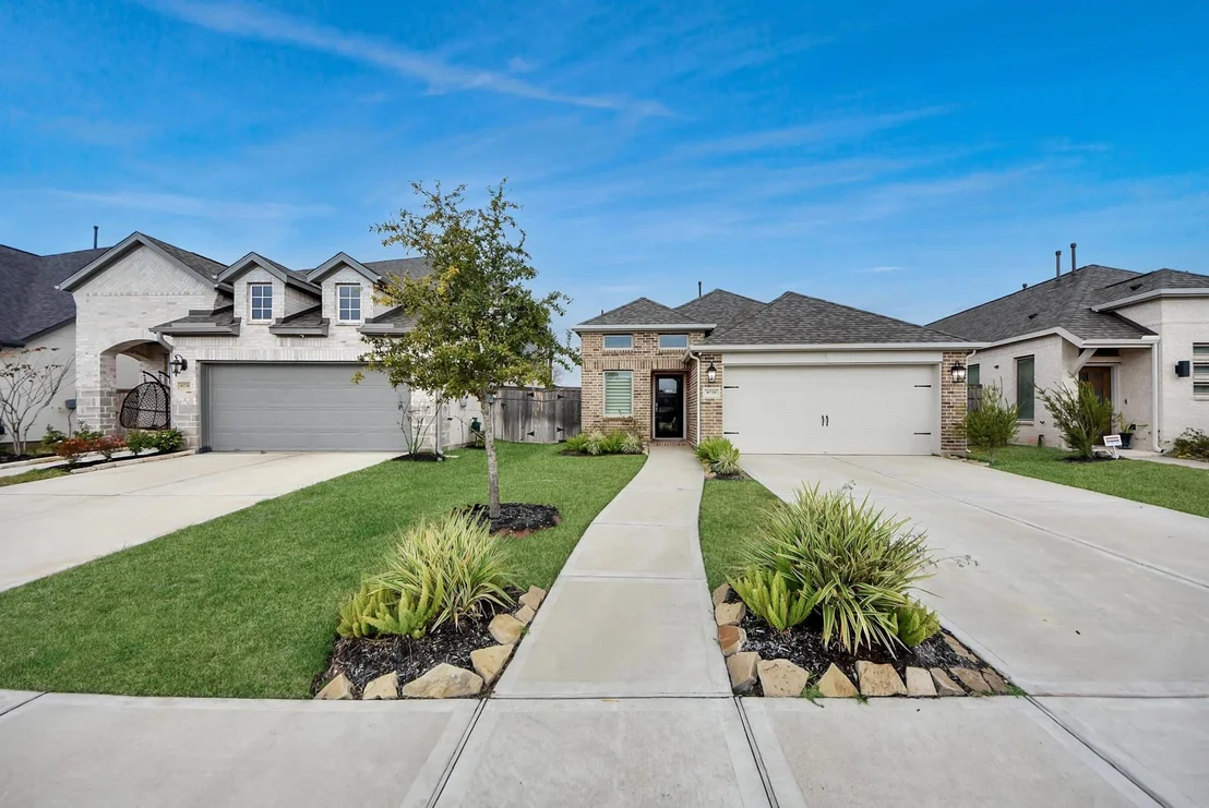 Photo of 9735 Satsuma Path