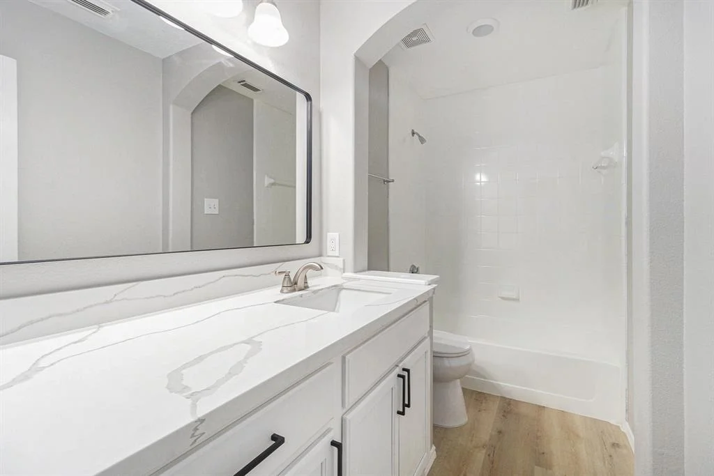 Photo of 5402 Fairtide Drive