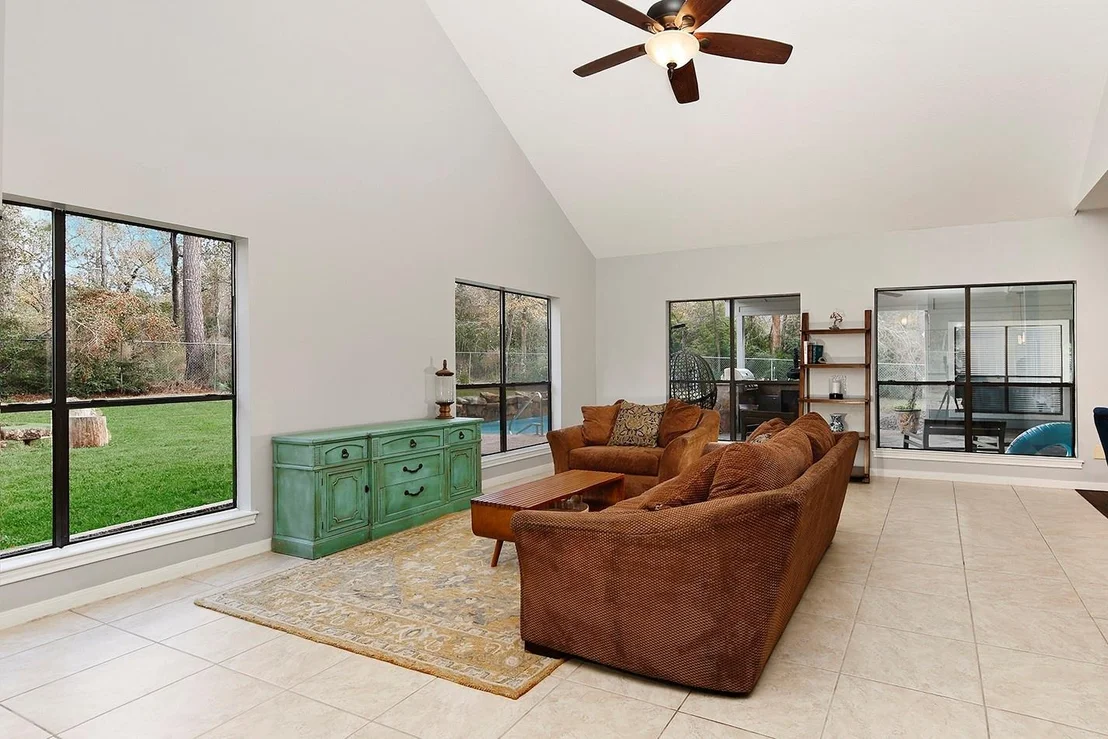 Photo of 44 Lake Forest Circle