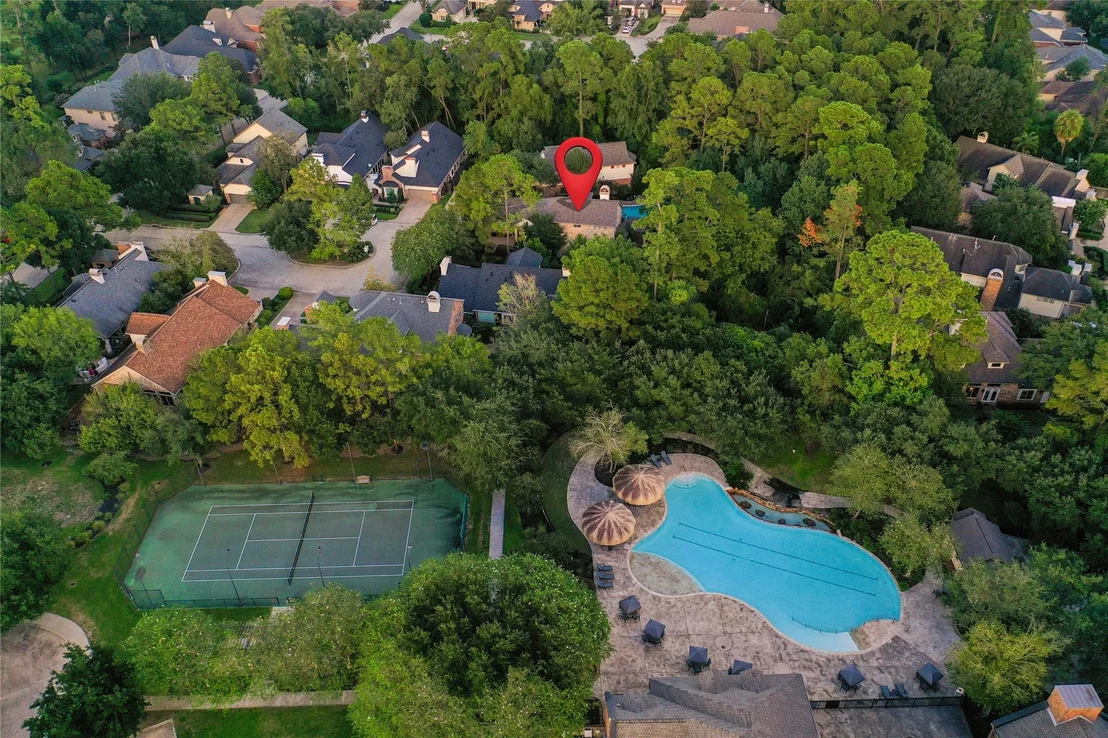 Photo of 1302 Avon Way