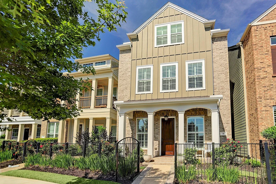 Photo of 31 E Breezy Way