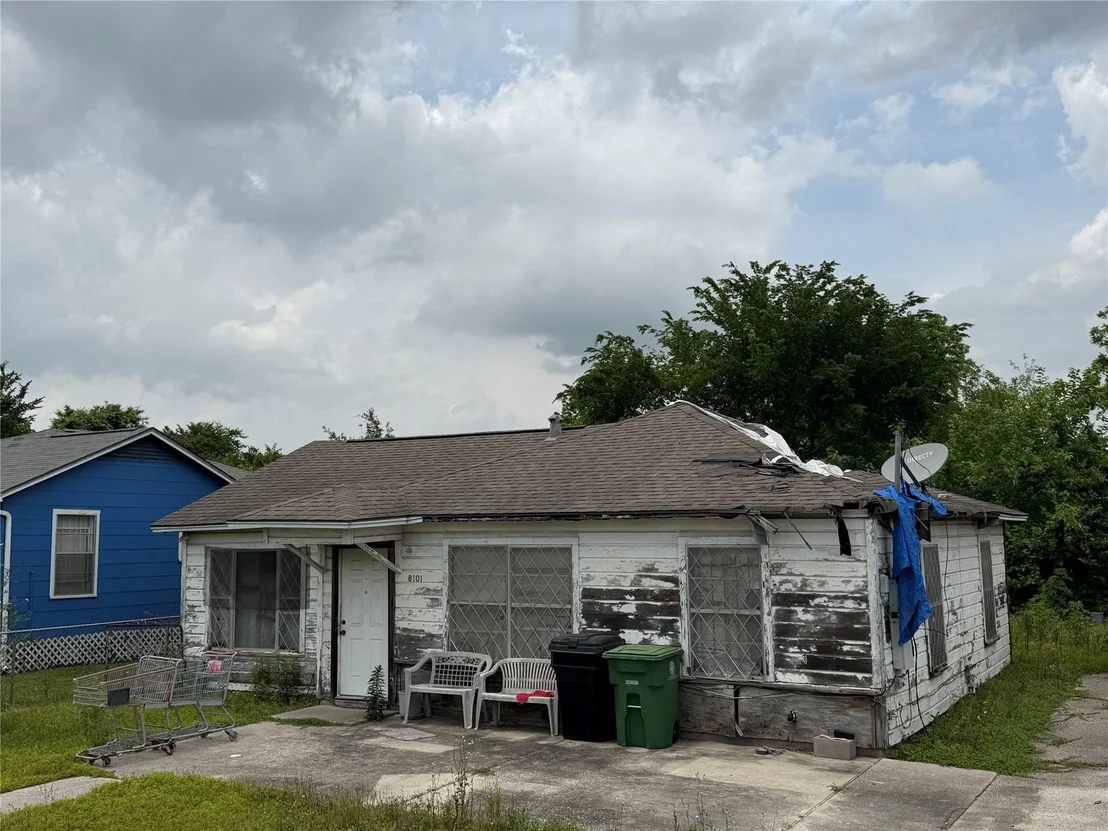 Photo of 8101 Darlington Drive