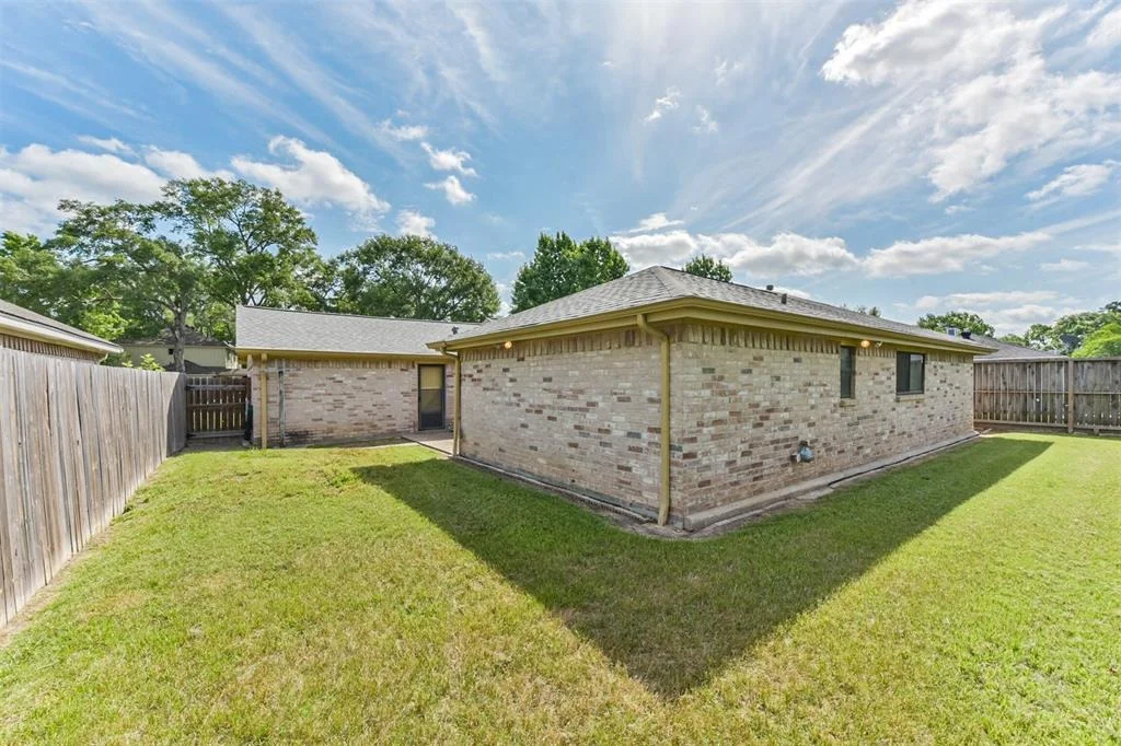 Photo of 17707 Smooth Rock Falls Drive