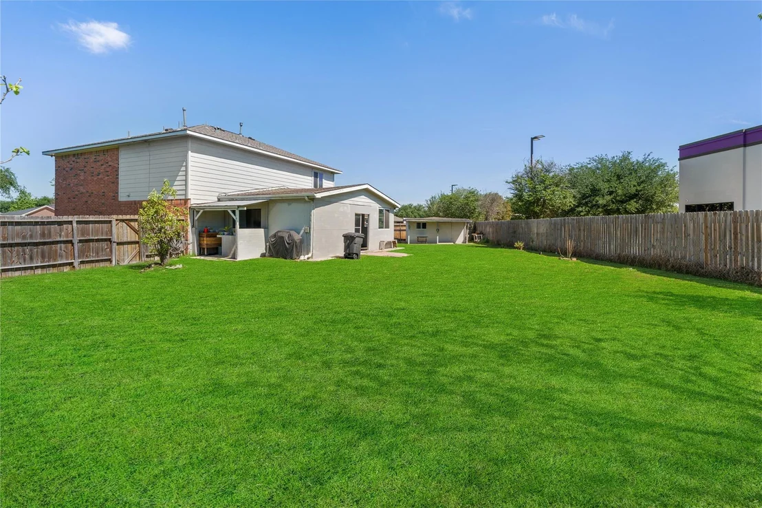 Photo of 5603 Turner Oaks