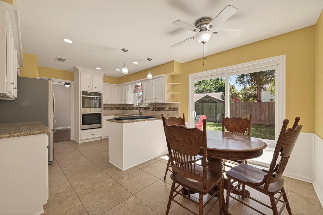 Photo of 4142 Willow Hill Drive