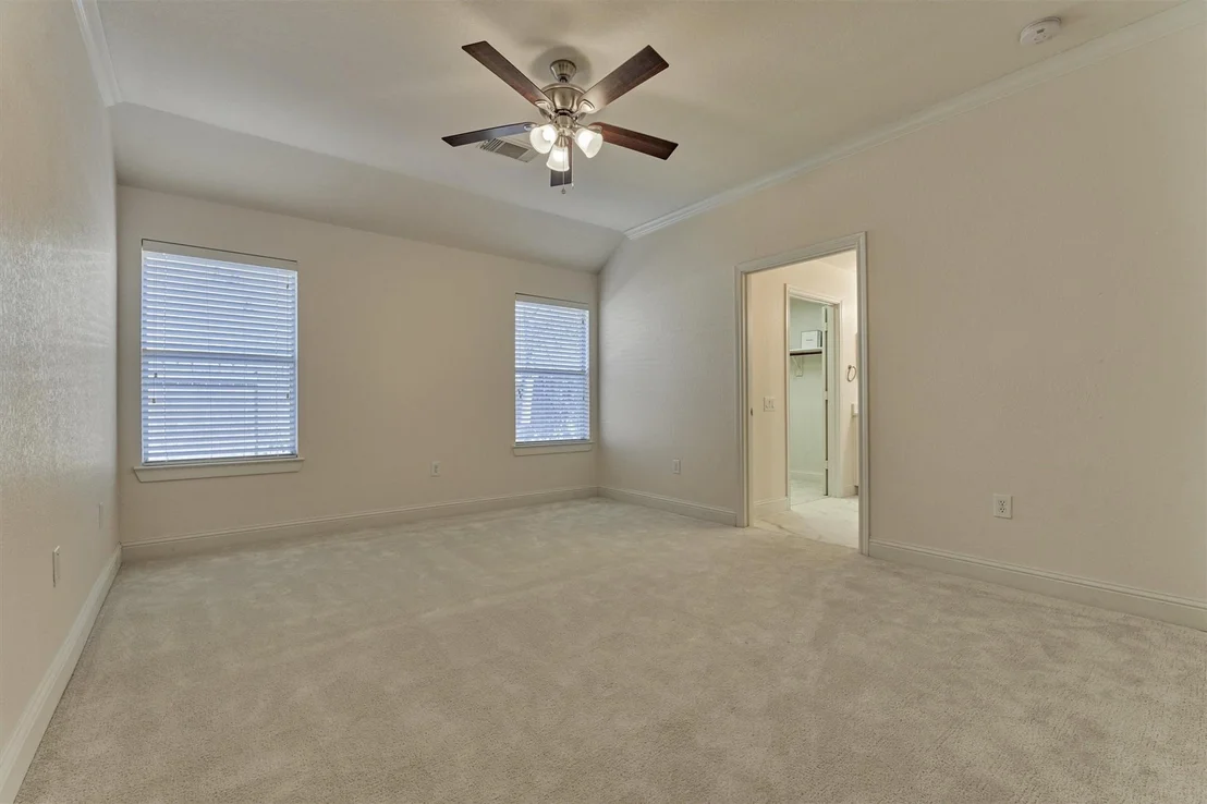 Photo of 6 Windsor Bridge Drive