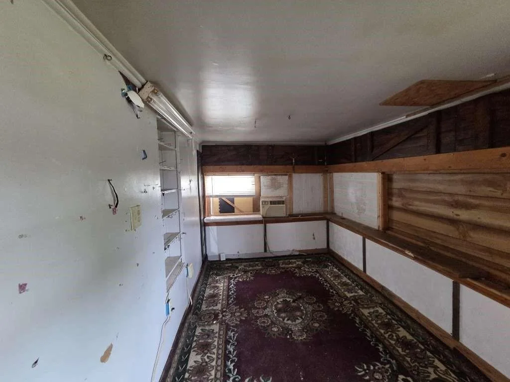 Photo of 204 E Bryan Avenue