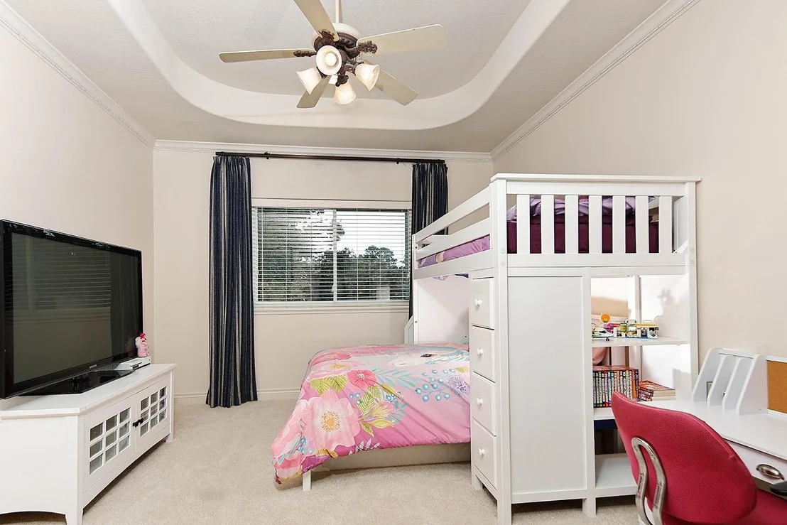 Photo of 10 Snow Pond Place