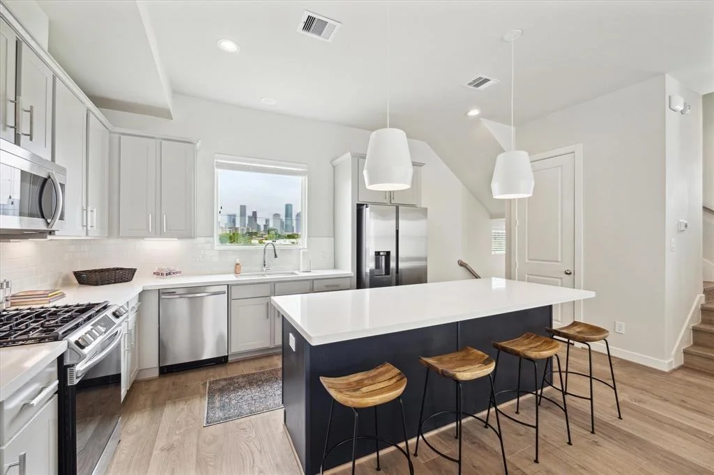 Photo of 10624 Cascade Ledge Lane