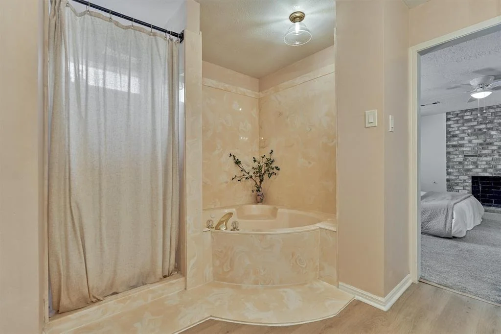 Photo of 23814 Creekview Drive
