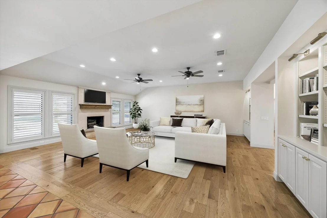 Photo of 211 Rolling Hill Drive