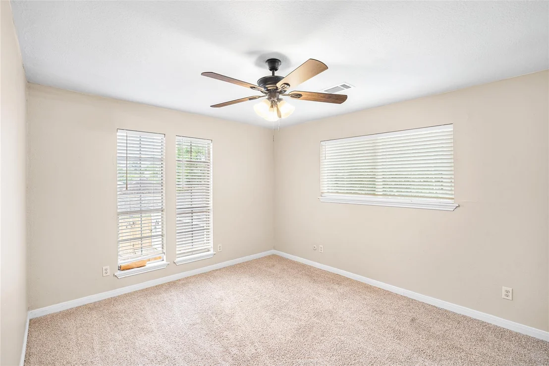 Photo of 15027 Walters Road