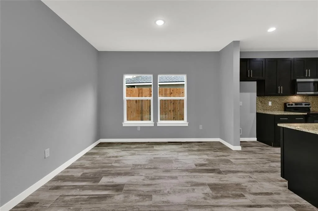 Photo of 16682 Meadowcroft