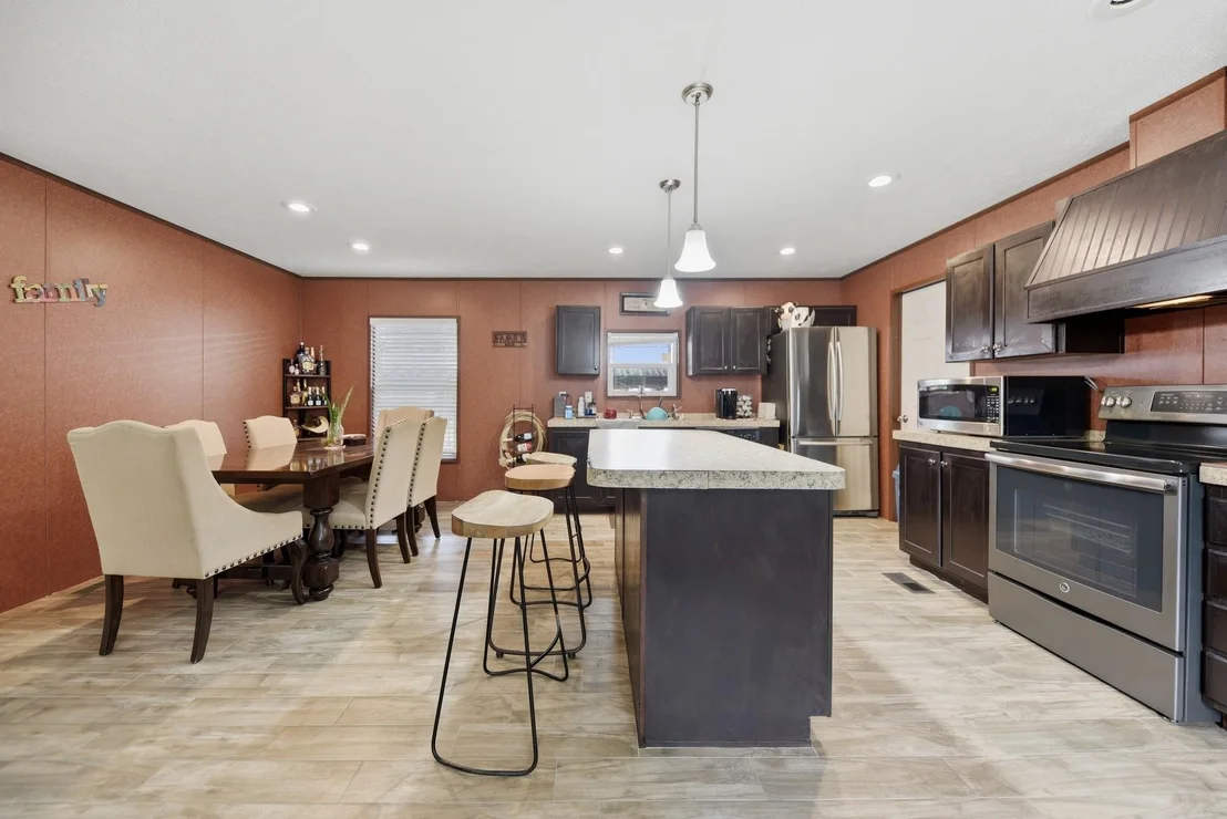 Photo of 1182 Oak Crest Drive
