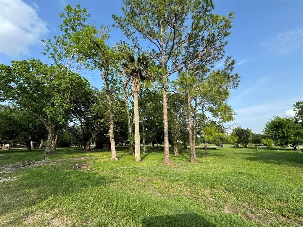 Photo of 751 Riverside Drive