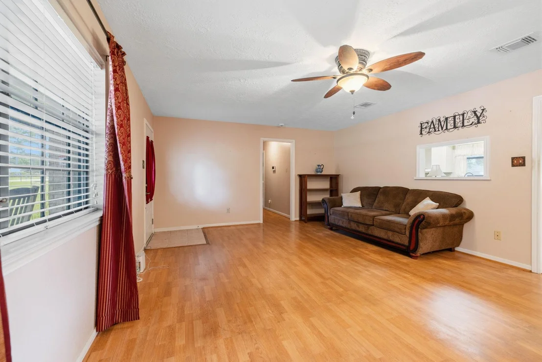 Photo of 30823 Martens Road