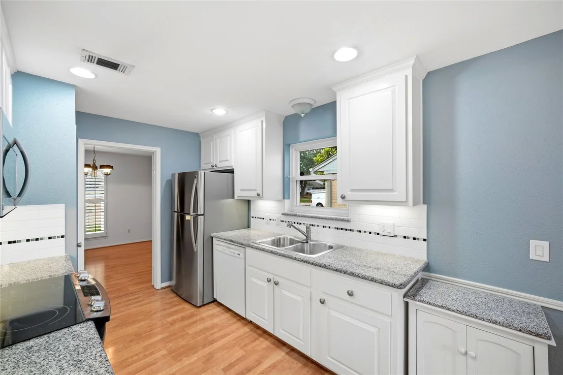Photo of 15730 Echo Canyon Drive