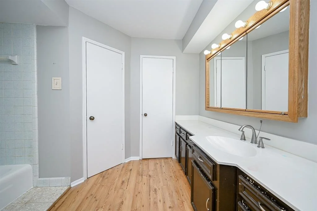Photo of 17815 Loring Lane