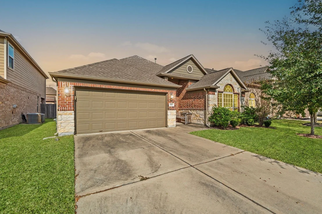 Photo of 2811 Verdant Spring Trail