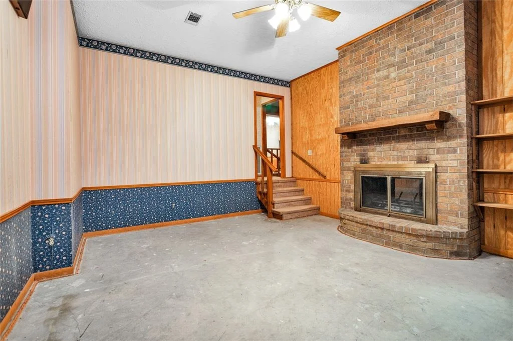 Photo of 24614 Spruce
