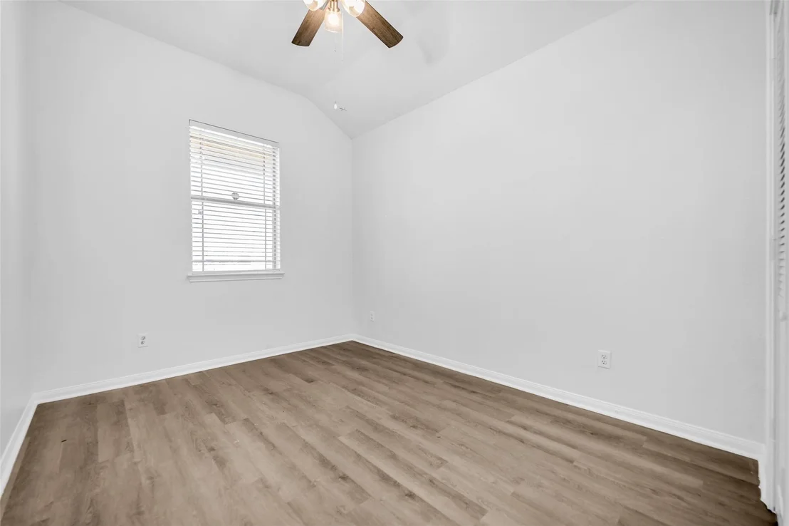 Photo of 4707 Waukegan Road
