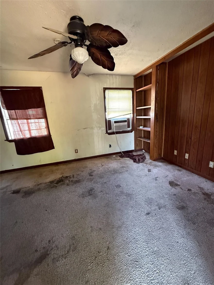 Photo of 6221 Peg Street