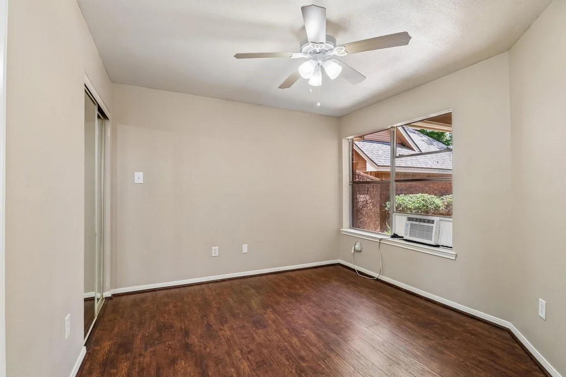 Photo of 26 Cedar Chase Place