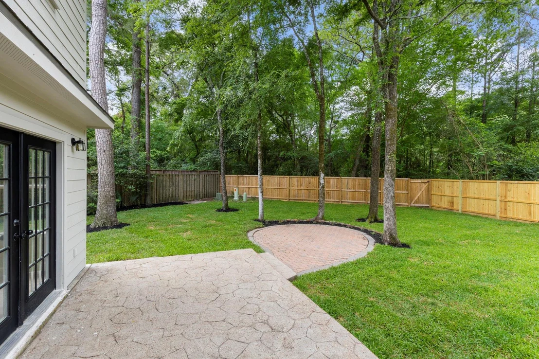 Photo of 35 Classic Oaks Place