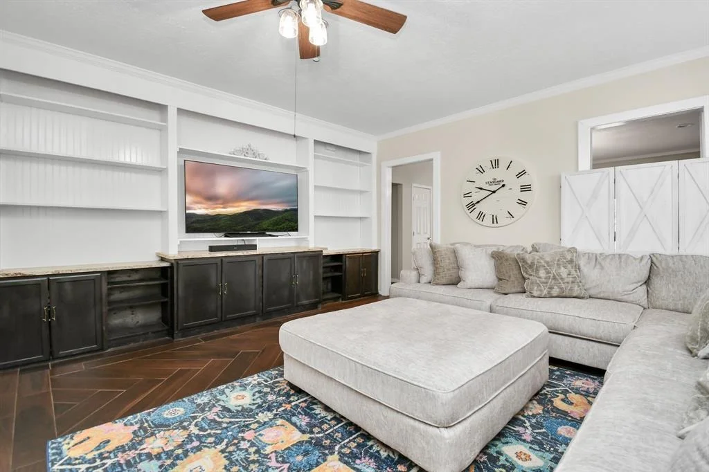 Photo of 1018 Turnberry Park Lane